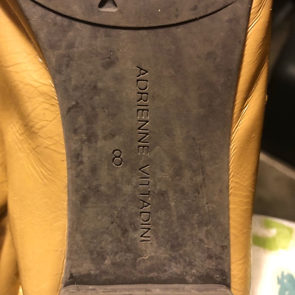 Adrienne Vittadini flats - Picture 4 of 4